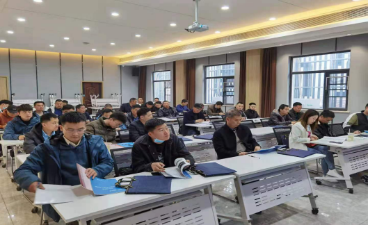 湖北工建集團安全生產(chǎn)教育培訓項目行第六站總承包公司荊門(mén)安全管理培訓項目部現場(chǎng)(圖1)