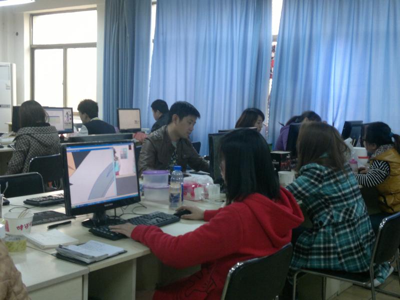 湖北省工業(yè)建筑學(xué)校--計算機實(shí)訓基地(圖5)