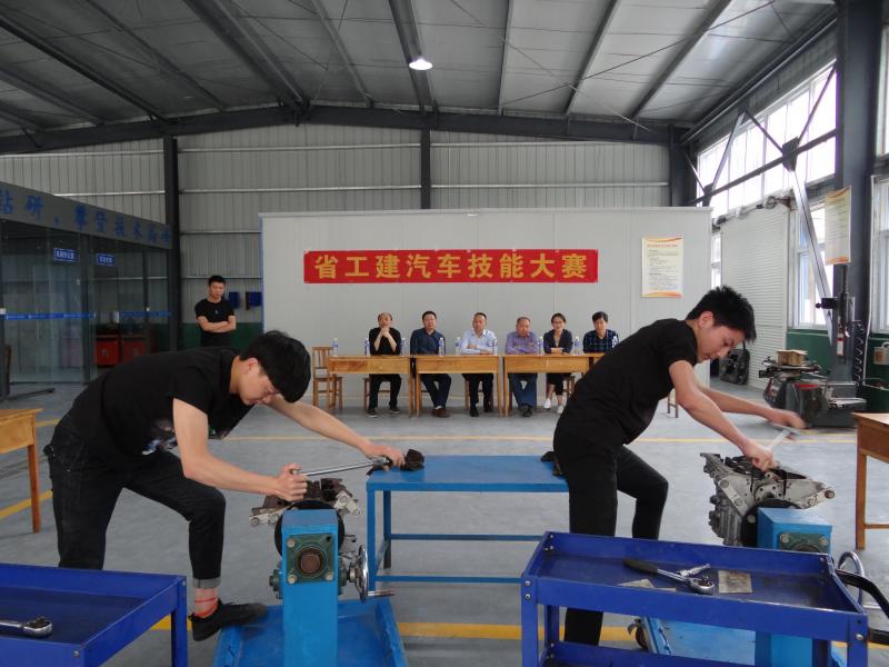譜技能之歌 展工建風(fēng)采—技能大賽校內選拔賽拉開(kāi)帷幕(圖1)