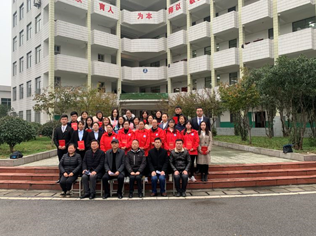 湖北省工業(yè)建筑學(xué)?！傲疂嵨幕M(jìn)校園”教職工演講比賽圓滿(mǎn)結束！(圖7)