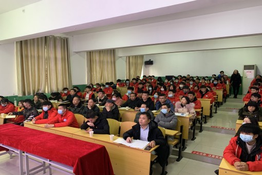 湖北省學(xué)習貫徹黨的十九屆五中全會(huì )精神“青年宣講團”走進(jìn)我校(圖2)
