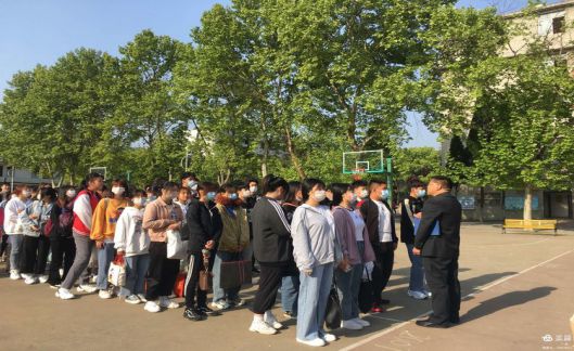 不忘來(lái)時(shí)路 奮斗新征程————記我校18屆技能高考出征誓師大會(huì )(圖9)