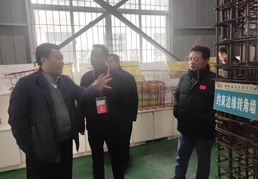 省教育廳領(lǐng)導及市教育局領(lǐng)導蒞臨我校指導工作(圖2)