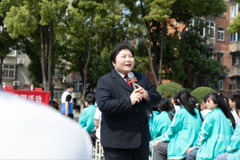 法制進(jìn)校園 護航助成長(cháng) ———記湖北省工業(yè)建筑學(xué)校2023春季法制教育大會(huì )(圖5)