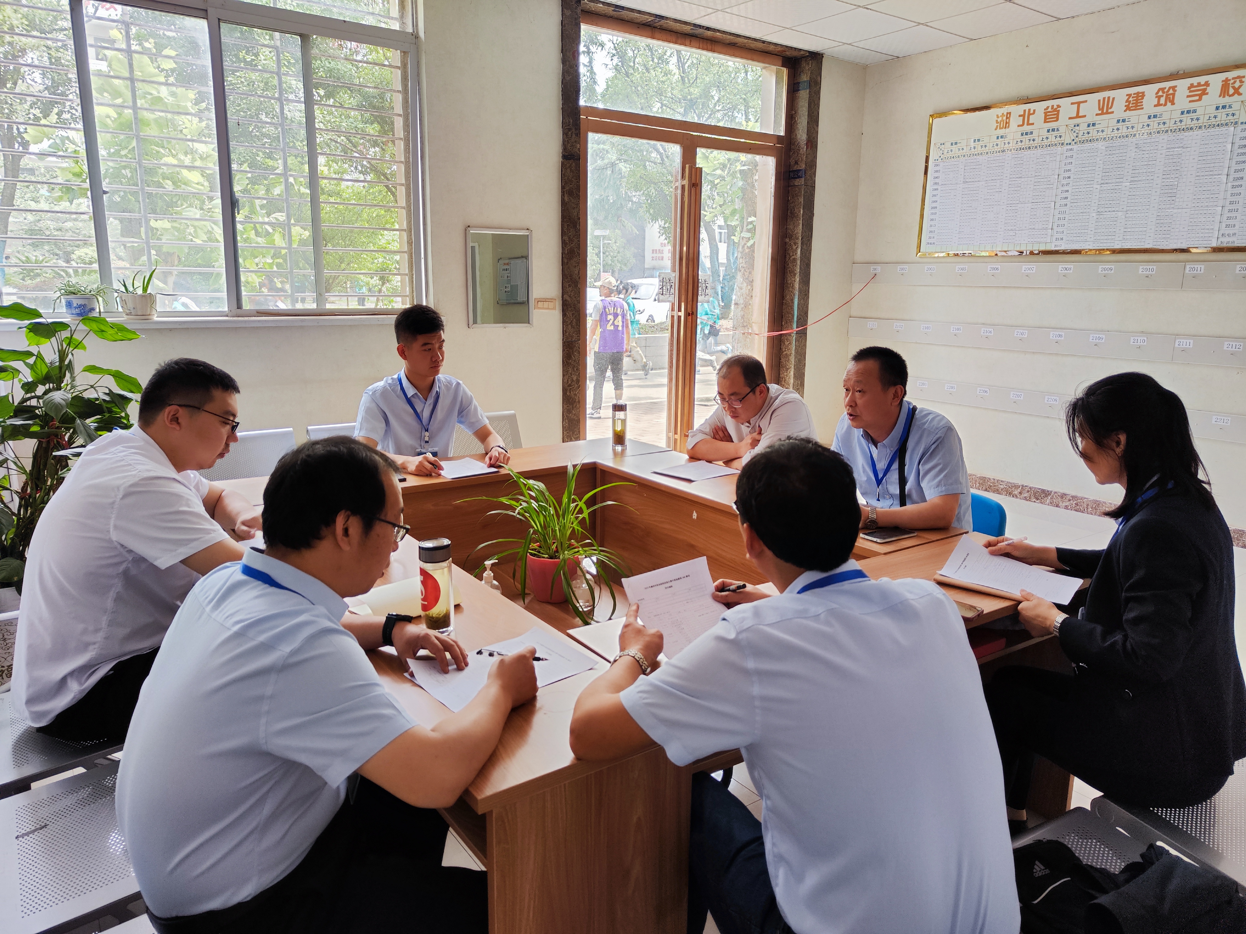以賽促學(xué) 錘煉技能 砥礪成長(cháng) ——我校成功舉辦2023年襄陽(yáng)市建筑CAD大賽(圖2)