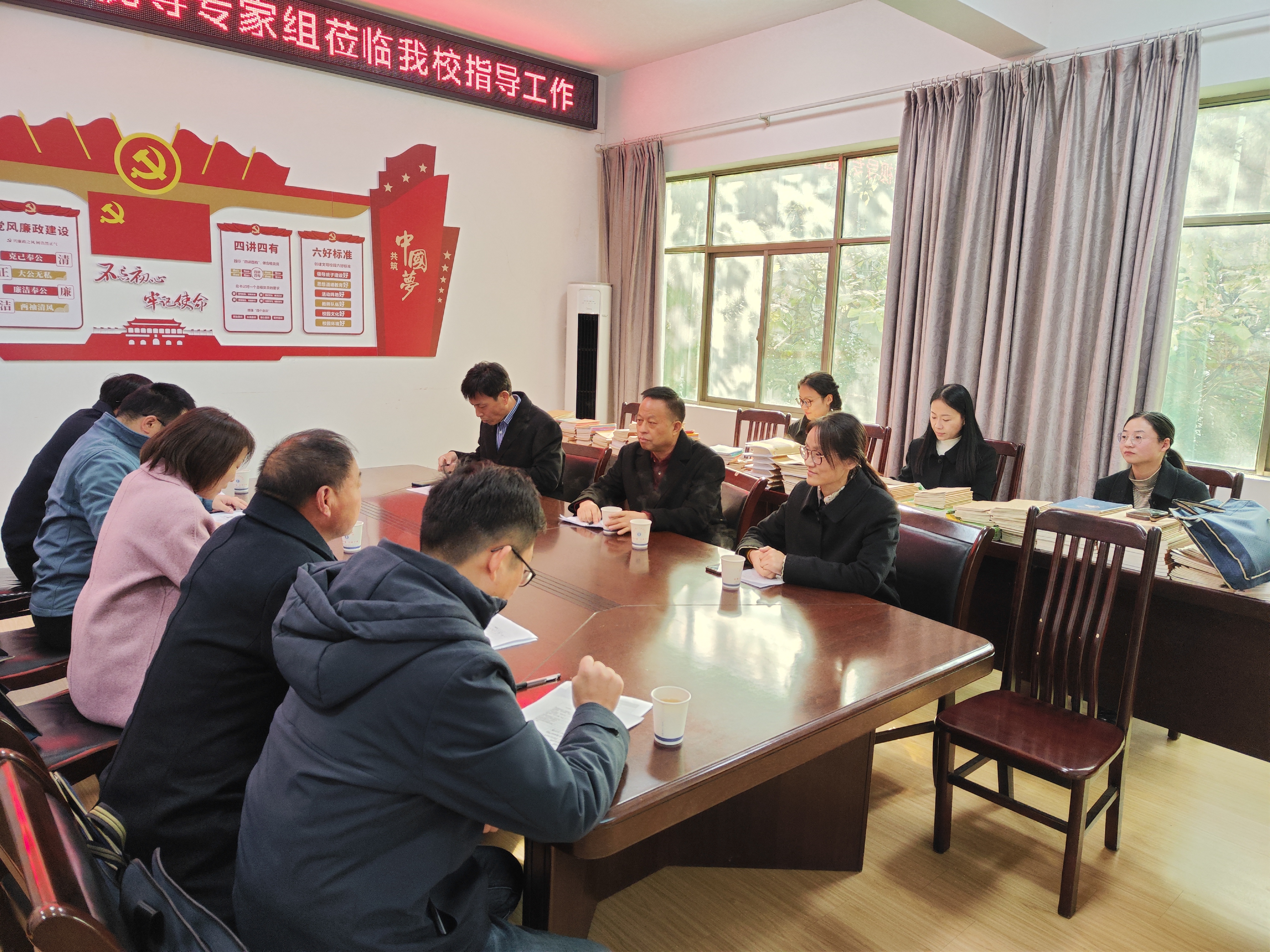 教學(xué)視導促提升 ，厲兵秣馬揚帆航——襄陽(yáng)市教學(xué)視導工作在我校開(kāi)展(圖4)
