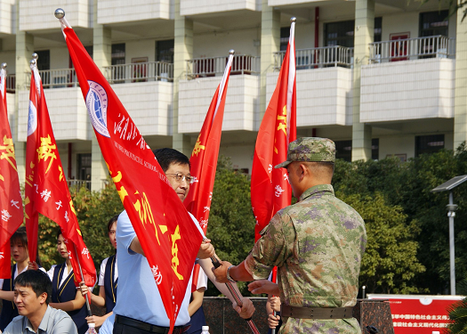 青春正當時(shí)——2024年新生軍訓開(kāi)訓(圖4)