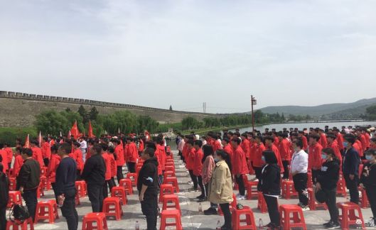 重走解放襄陽(yáng)路 厚植青年愛(ài)國情——記我校學(xué)生團員參加“學(xué)黨史、強信念、跟黨走，重溫解放襄樊戰役”活動(dòng)(圖4)