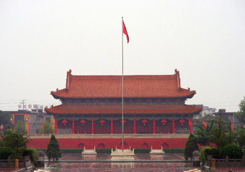 全國各地的雷人山寨建筑，看看哪個(gè)最雷人？(圖3)